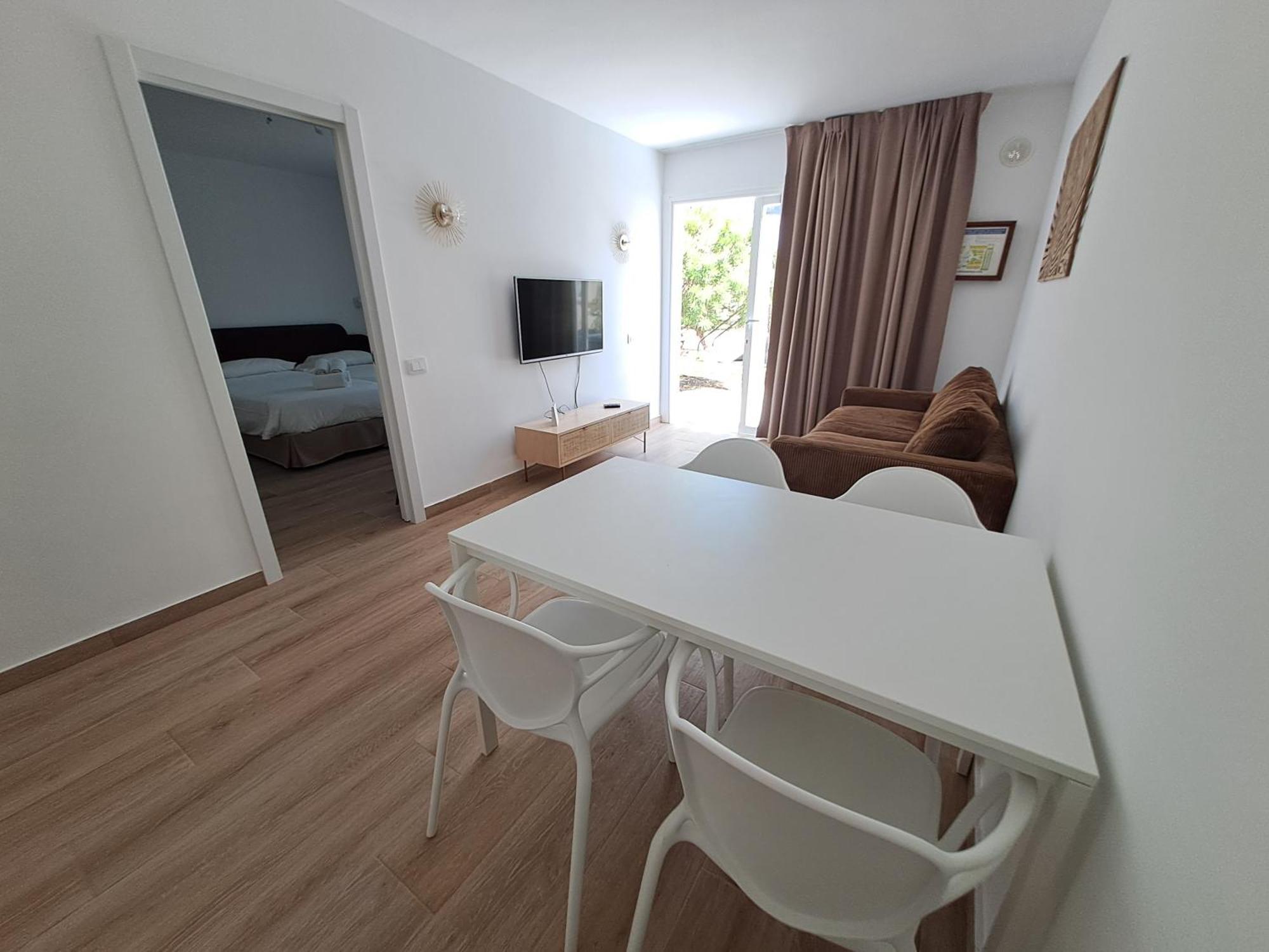Homeforguest Apartamento 15 Con Terraza Y Piscina En Корралехо Екстер'єр фото